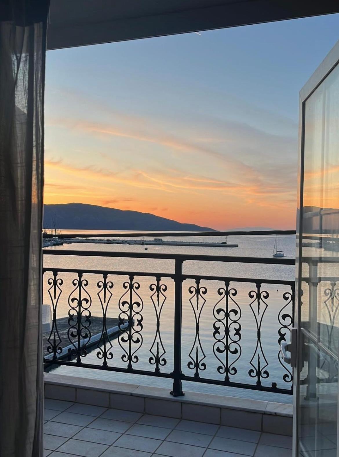 Sea Side Studios Agia Efimia 外观 照片